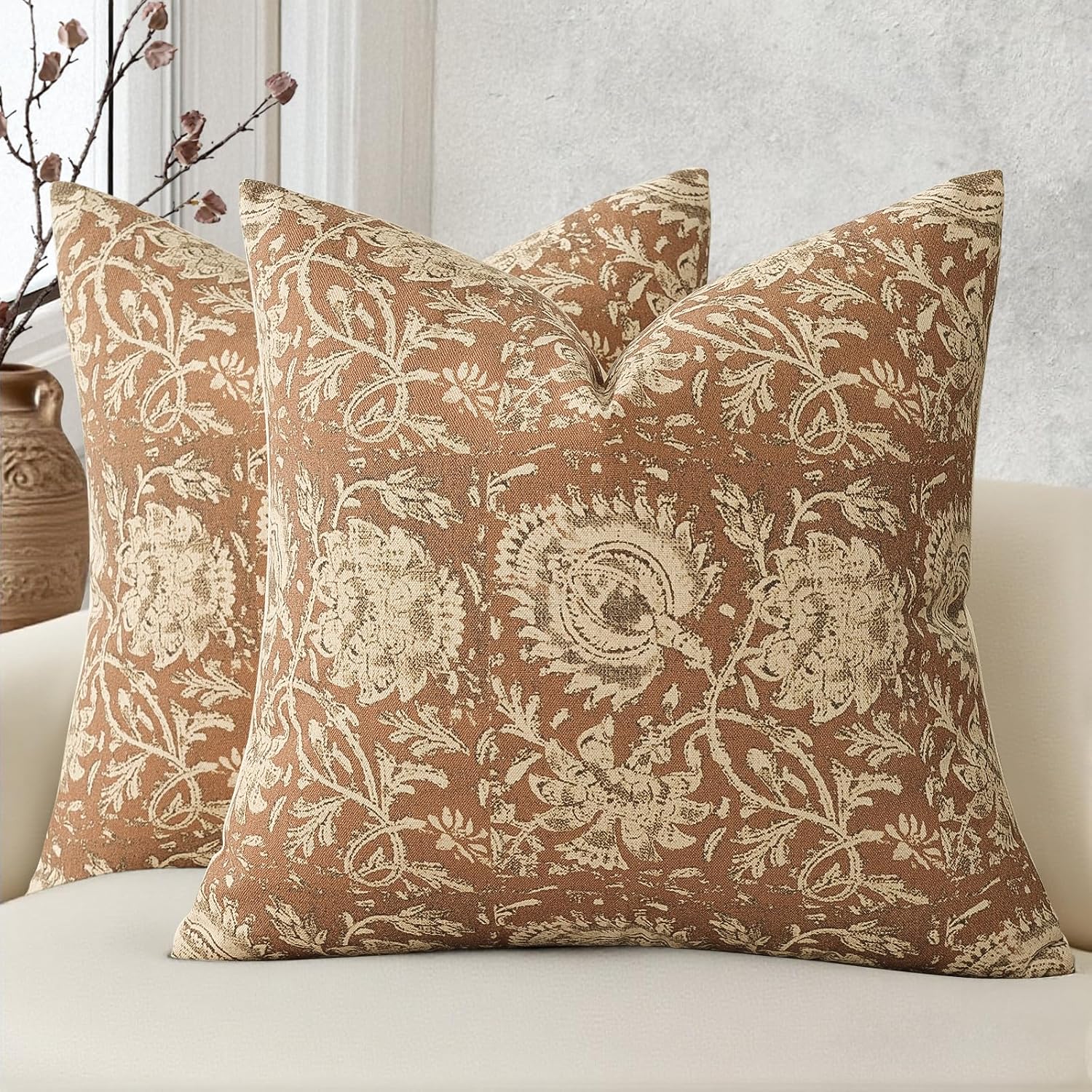 Vintage Floral Print Throw Pillow C...